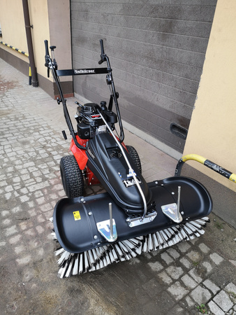 Zamiatarka spalinowa Tielbürger TK48 Honda GXV160